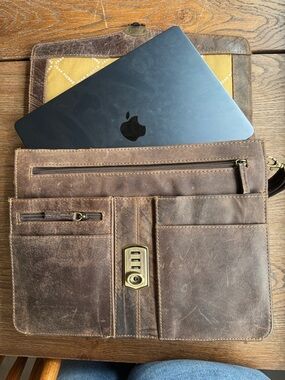 Vintage Jean Pierre Brown Leather Messenger Bag Crossbody Satchel Briefcase